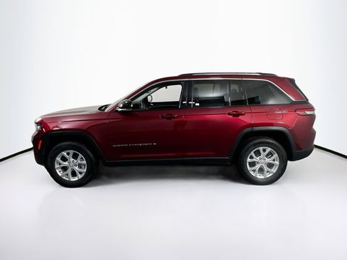 Used 2023 Jeep Grand Cherokee Limited AWD/4WD image 8
