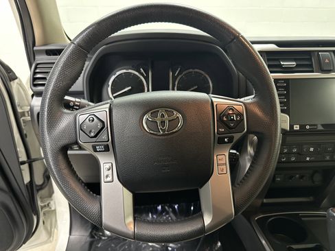 Used 2020 Toyota 4Runner Limited image 18