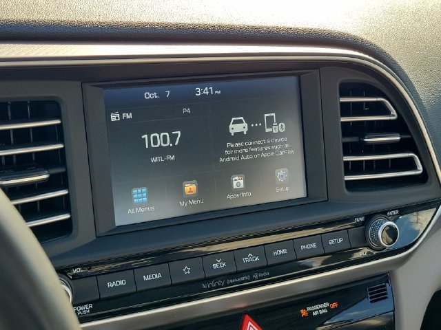 Used 2019 Hyundai Elantra Limited w/ Winter Weather Package FWD image 15