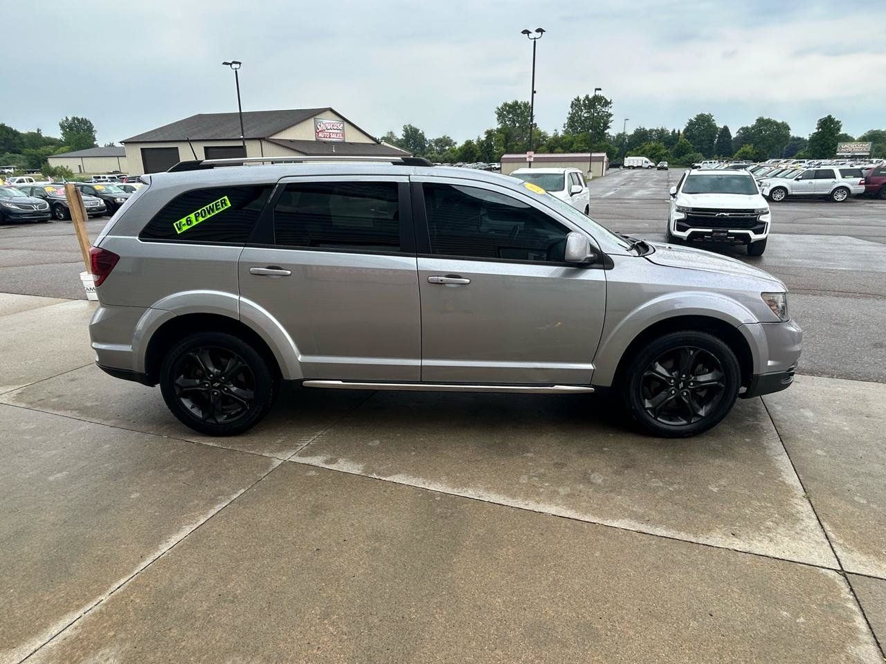 Used 2019 Dodge Journey Crossroad FWD image 4