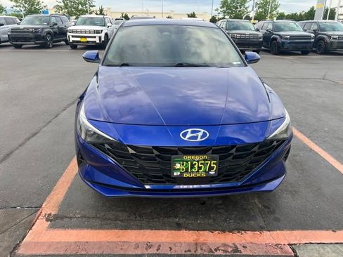 Used 2021 Hyundai Elantra SEL w/ Convenience Package FWD image 8