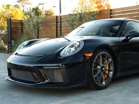 Used 2019 Porsche 911 GT3 image 6