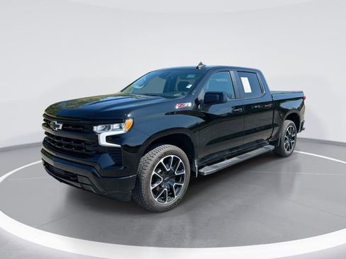 Used 2025 Chevrolet Silverado 1500 RST w/ Convenience Package II AWD/4WD image 1