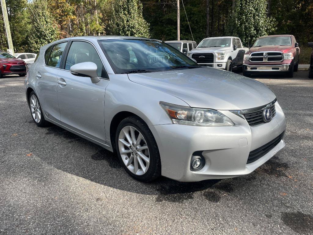 Used 2011 Lexus CT 200h Premium w/ Premium Audio Pkg FWD image 3