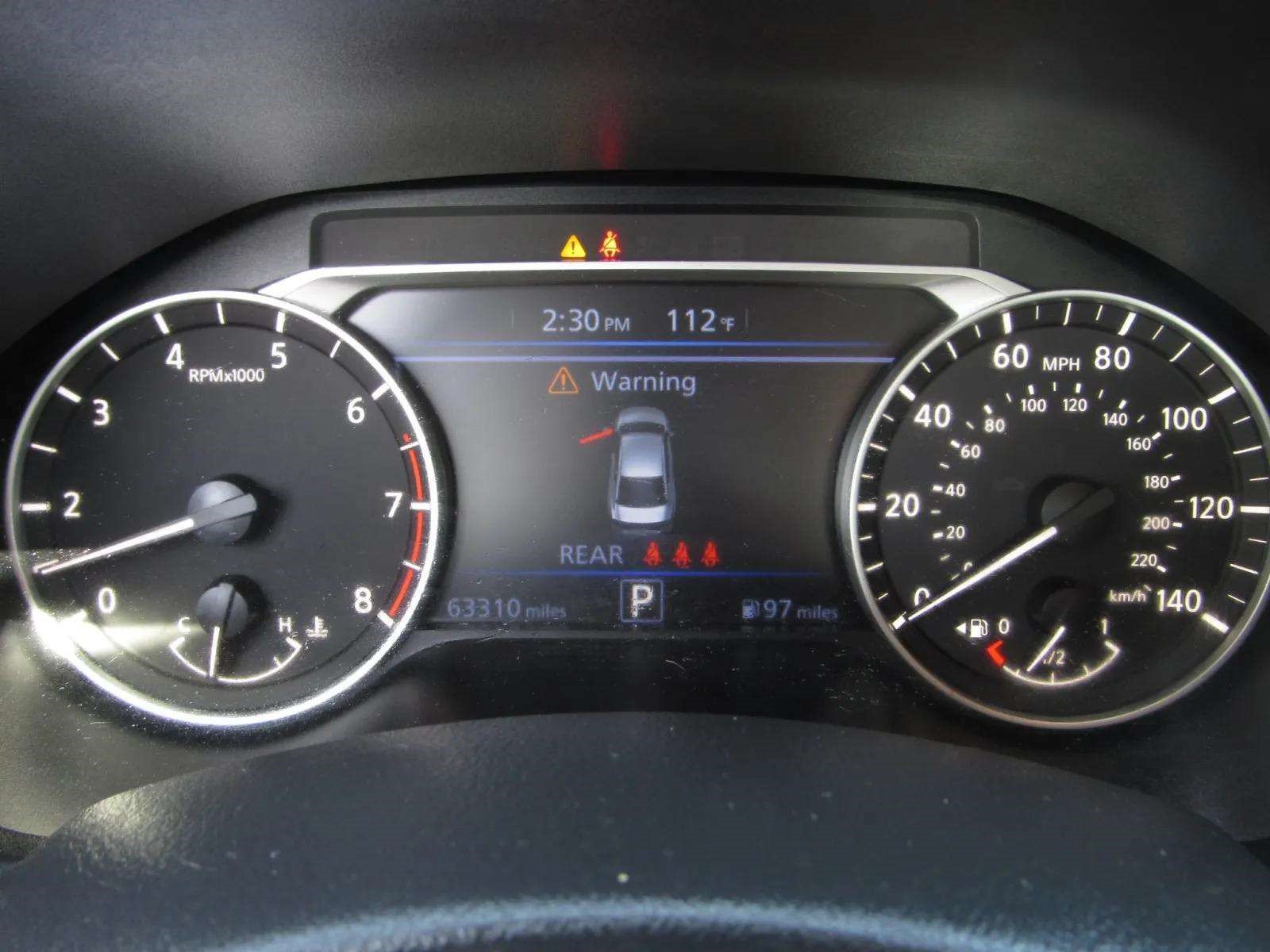 Used 2024 Nissan Altima 2.5 SV FWD image 24