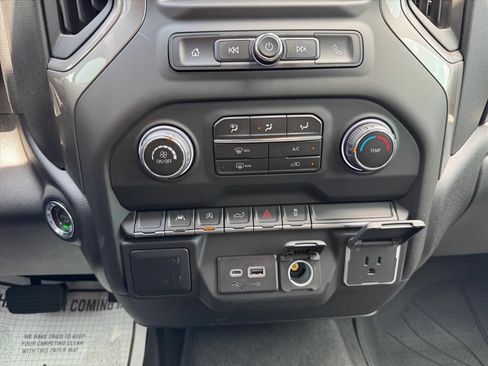 Used 2026 Chevrolet Silverado 1500 Custom w/ LPO, Dark Essentials Package AWD/4WD image 21