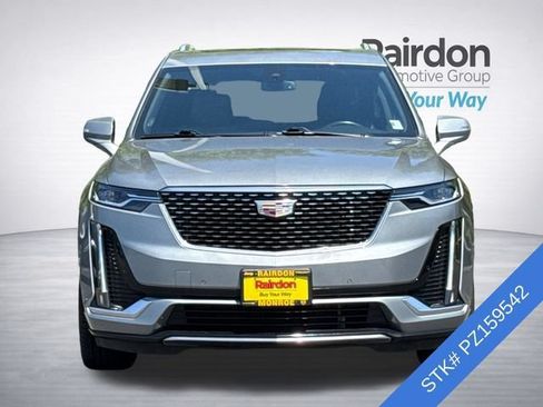 Used 2023 Cadillac XT6 Premium Luxury AWD/4WD image 3