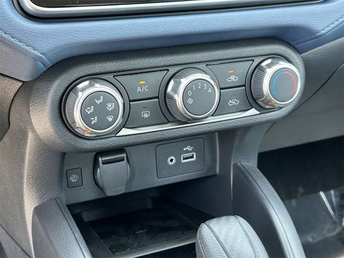 New 2025 Nissan Versa SV w/ Trunk Package image 24