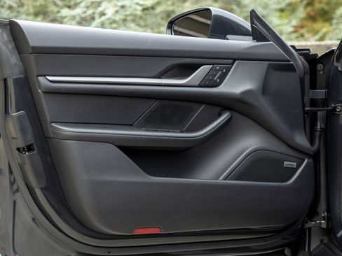 Certified 2025 Porsche Taycan RWD image 20