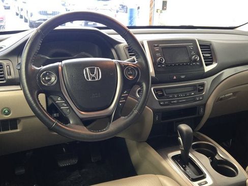 Used 2017 Honda Ridgeline RTL image 17