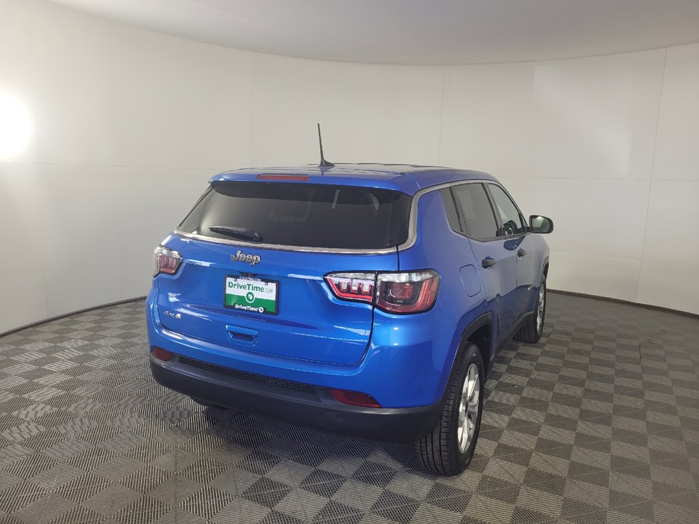 Used 2025 Jeep Compass Sport AWD/4WD image 9