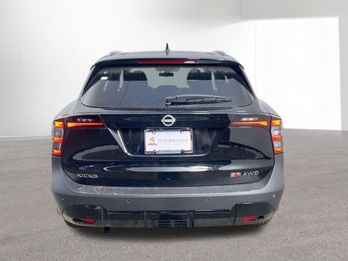 New 2025 Nissan Kicks SR w/ Illumination Package image 29