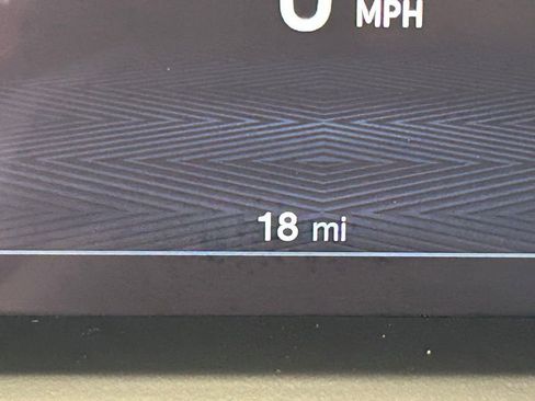 New 2025 Alfa Romeo Giulia image 37