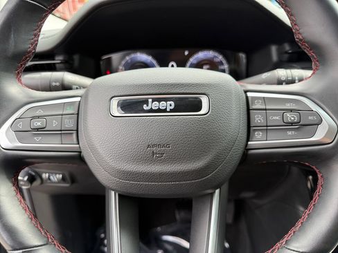 Used 2022 Jeep Compass Trailhawk w/ Trailhawk Elite Group AWD/4WD image 22