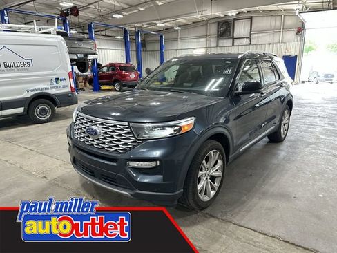 Used 2022 Ford Explorer Platinum w/ Equipment Group 601A AWD/4WD image 1