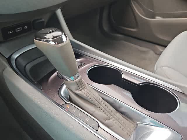 Used 2020 Chevrolet Malibu LT FWD image 26