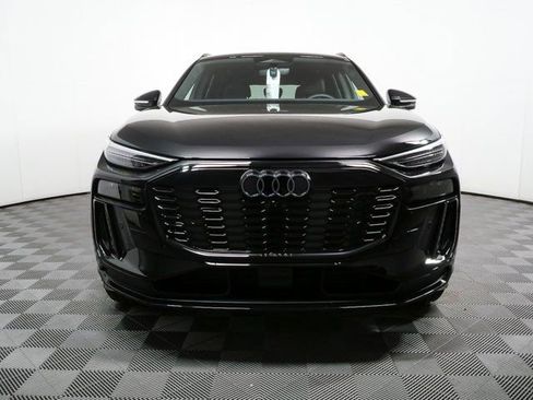 New 2027 Audi Q6 e-tron Premium image 36