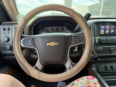 Used 2019 Chevrolet Silverado 3500 LTZ w/ Duramax Plus Package AWD/4WD image 7