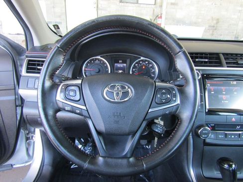 Used 2016 Toyota Camry XSE w/ Moonroof Package FWD image 14