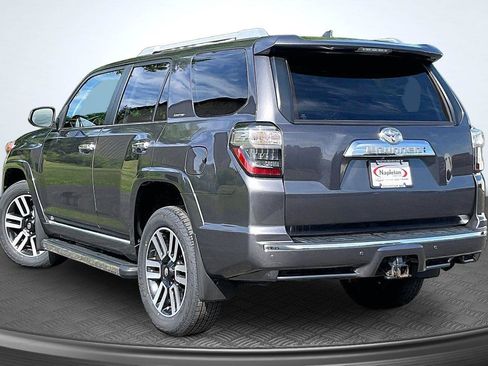 Used 2023 Toyota 4Runner Limited AWD/4WD image 12