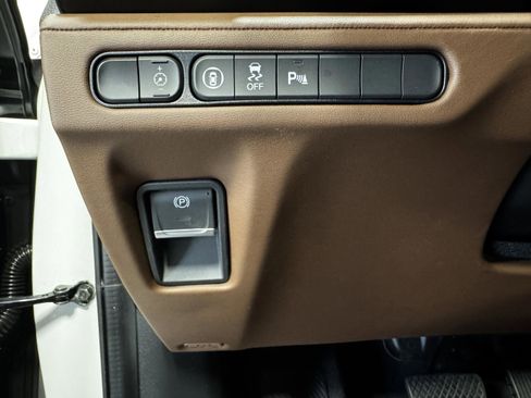 Certified 2023 Acura MDX FWD w/ Technology Package image 18