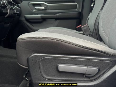 Used 2023 RAM 1500 Big Horn AWD/4WD image 14
