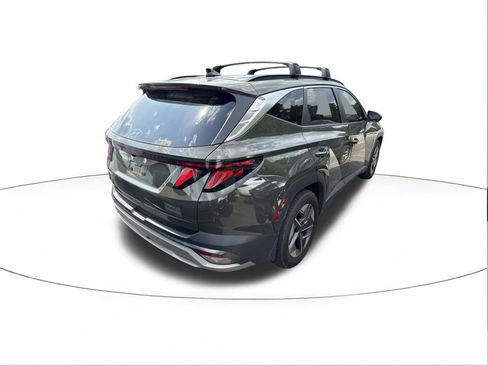 Used 2025 Hyundai Tucson SEL FWD image 2
