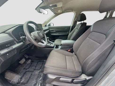 Used 2025 Honda CR-V LX image 18