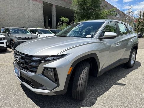 New 2026 Hyundai Tucson SE AWD/4WD image 3