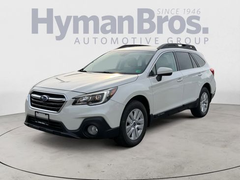 Used 2019 Subaru Outback 2.5i Premium w/ Popular Package #2 AWD/4WD image 8