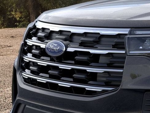 New 2026 Ford Explorer Active RWD image 19