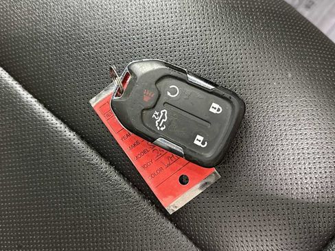 Used 2022 Chevrolet Silverado 2500 LTZ image 32