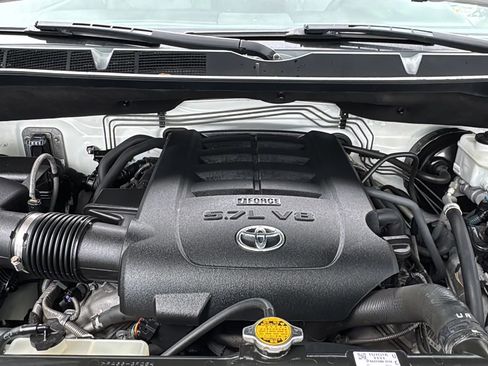 Used 2017 Toyota Tundra Limited w/ Limited Premium Package image 48