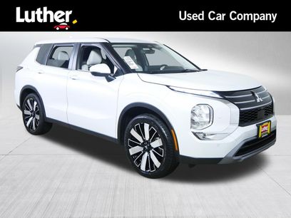 Used 2025 Mitsubishi Outlander SE