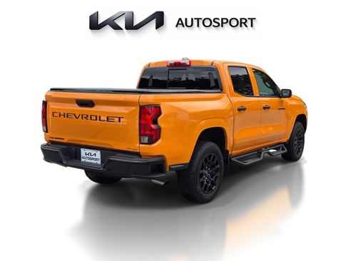 Used 2025 Chevrolet Colorado W/T w/ WT Custom Package RWD image 8