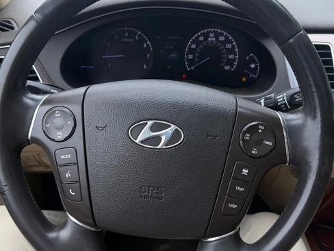 Used 2012 Hyundai Genesis 3.8 w/ Premium Pkg RWD image 15