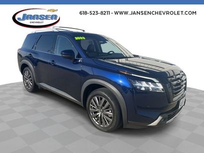 Used 2023 Nissan Pathfinder SL w/ SL Premium Package