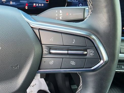 Used 2024 Chevrolet Equinox EV LT FWD image 21