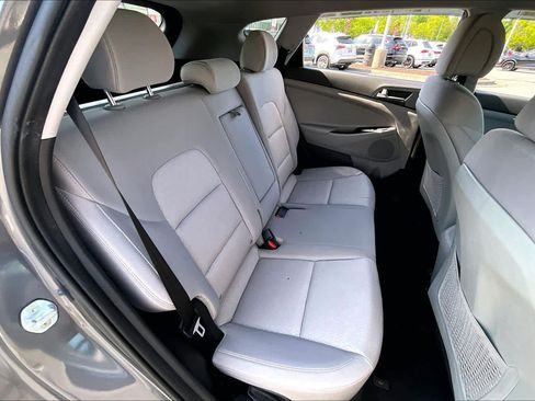 Used 2018 Hyundai Tucson SEL AWD/4WD image 32