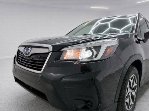 Used 2019 Subaru Forester Premium w/ All-Weather Package AWD/4WD image 34