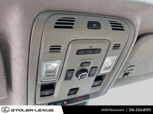Used 2023 Cadillac Escalade ESV Sport Platinum AWD/4WD image 41