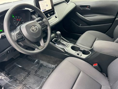 Used 2024 Toyota Corolla LE image 11