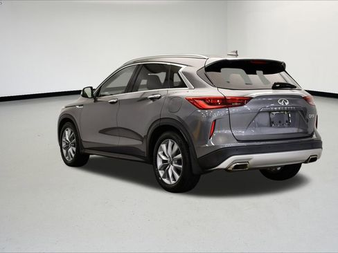 Used 2021 INFINITI QX50 Luxe w/ Cargo Package image 3