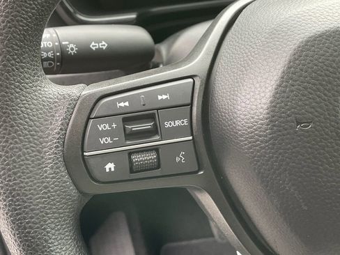 Used 2025 Honda CR-V EX image 31