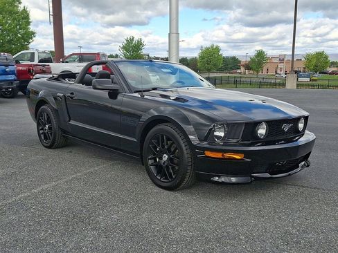 Used 2007 Ford Mustang GT Premium RWD image 10