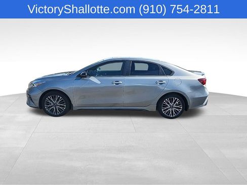 Used 2022 Kia Forte GT-Line w/ GT-Line Premium Package image 15