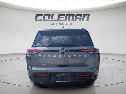 Used 2025 Nissan Pathfinder SV FWD image 5