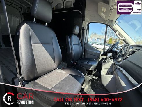 Used 2023 Ford Transit 250 148 High Roof image 31
