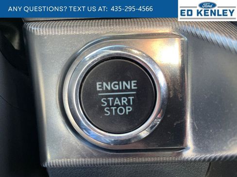 Used 2025 Ford F150 Lariat AWD/4WD image 13