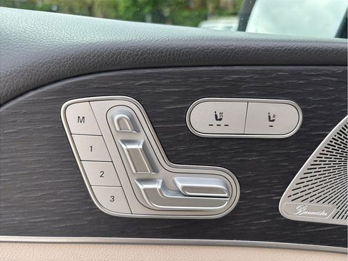 Used 2020 Mercedes-Benz GLS 450 4MATIC image 23